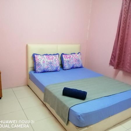 Layla Inn Batu Pahat Luaran gambar