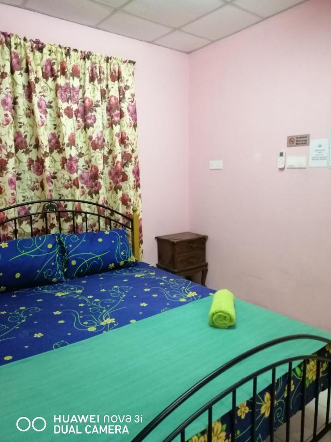 Layla Inn Batu Pahat Luaran gambar