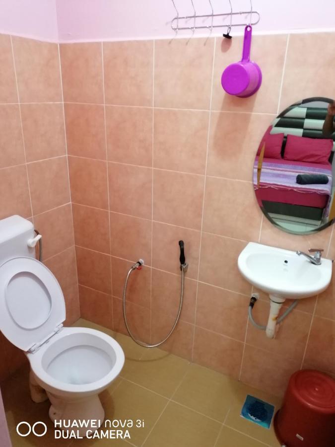 Layla Inn Batu Pahat Luaran gambar